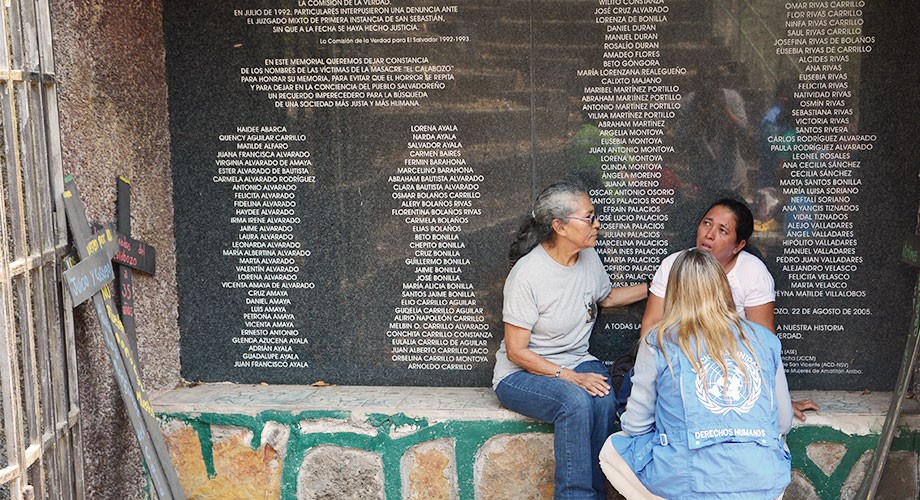 021_TransJusticeElSal_hp